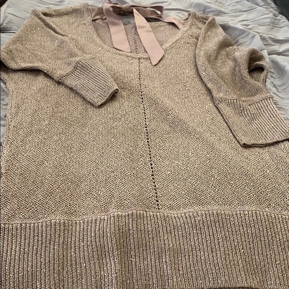 Bow Sweater-SOLD - Picture 4 of 5